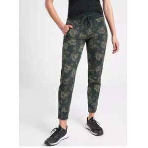 Athleta Trekkie North  Terra Firma Olive Green Floral Printed Jogger Sz 10